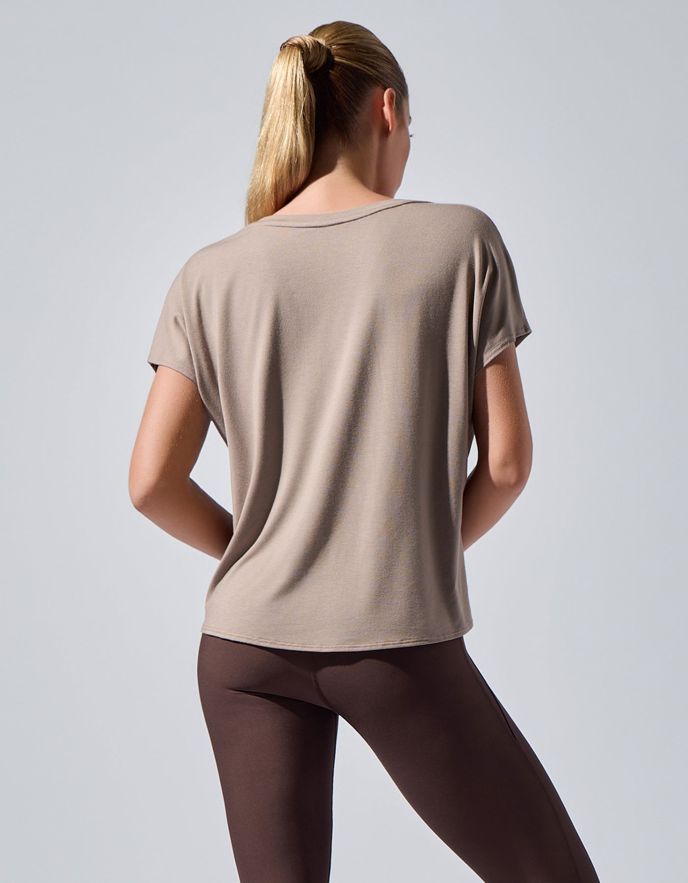 Scoop Tee [Taupe]