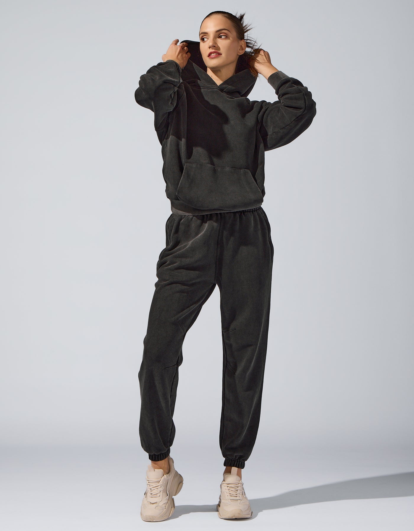 CRAWFORD SWEATPANTS [Carbon]