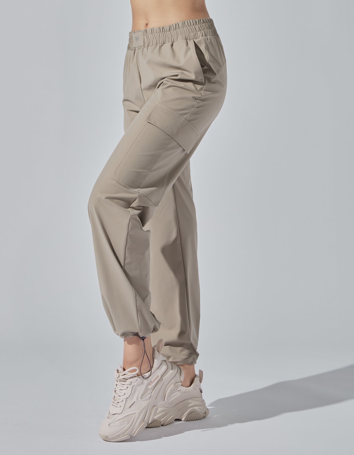 Endurance Jogger [Khaki]